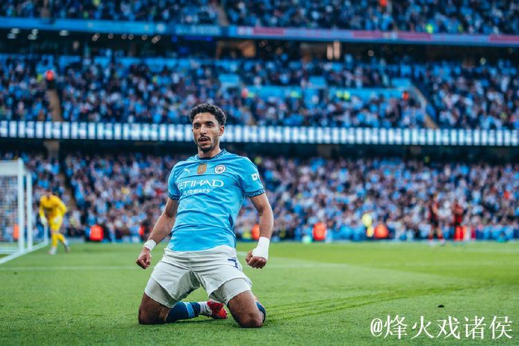 伯恩茅斯中场亚当斯韧带重创，美国忧心世界杯前景